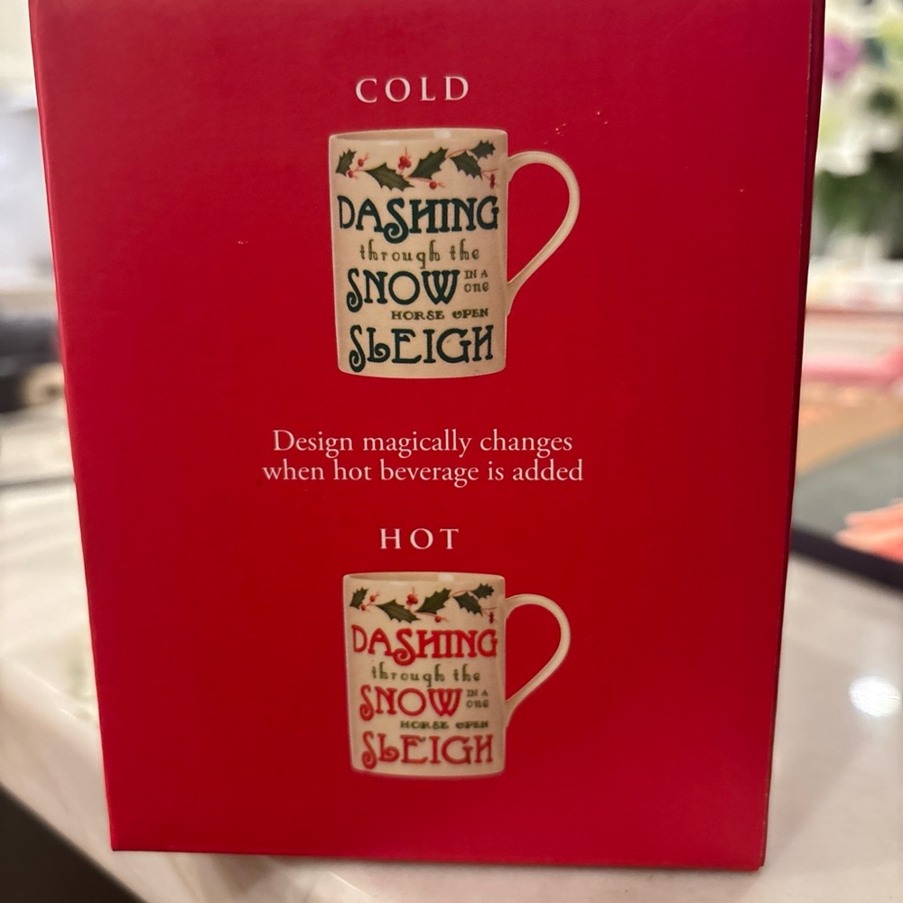 Lenox Red Heat Changing Mug with‎ Festive Design - Picture 2 of 4